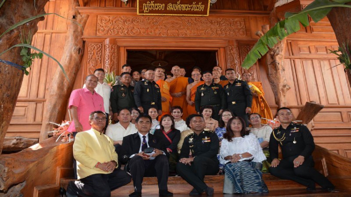 ศรีสะเกษ !! เจ้าคณะภาค 10 นำแม่ทัพ 2 ชาติ ฉลองกุฏิรับรองสมเด็จพระวันรัตที่วัดไพรพัฒนา