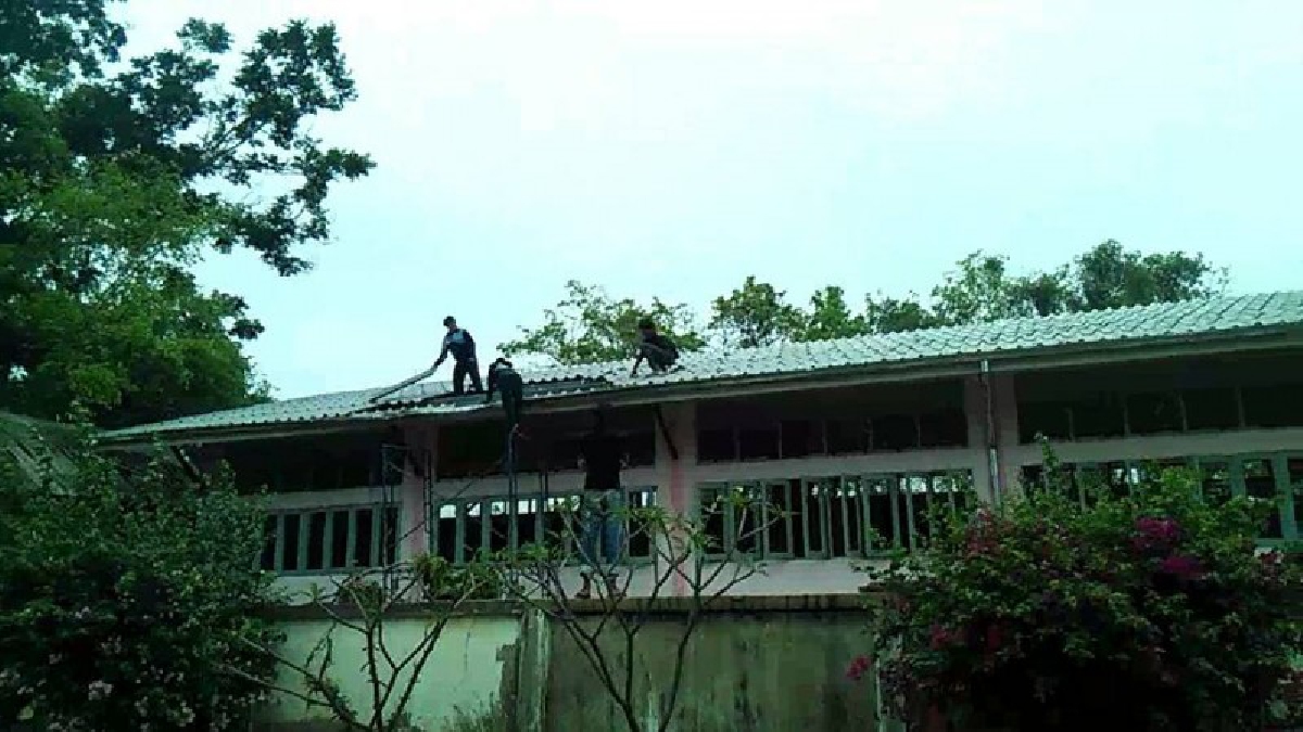 คราวนี้โดนหนัก ! นักการโรงเรียนเปิดใจ พายุฤดูร้อนรอบนี้รุนแรงมาก โชคดีนักเรียนปิดเทอม ไม่งั้นเรื่องใหญ่แน่ (มีคลิป)