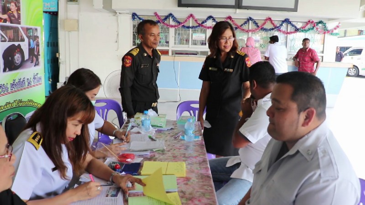 ขนส่งสงขลาเริ่มแล้ว !! มาตรการตรวจเข้มคนขับและรถโดยสารสาธารณะ ล่วงหน้า 1 เดือนก่อนช่วงเทศกาลสงกรานต์