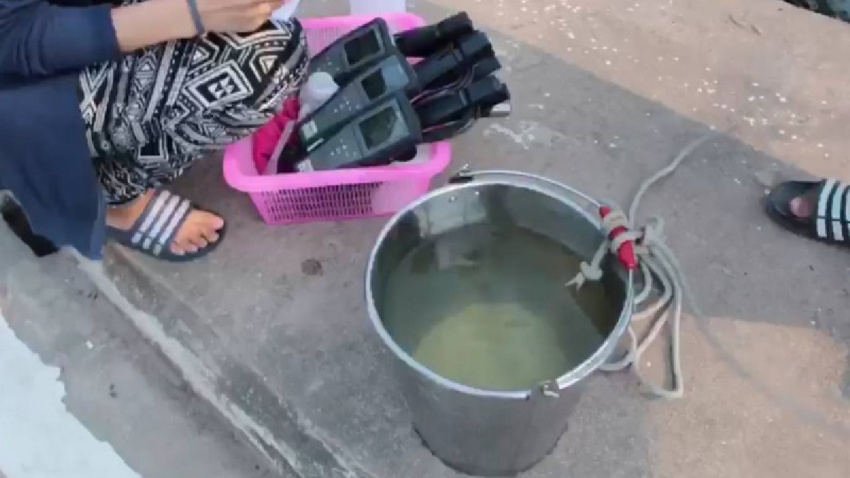 คืบหน้าล่าสุด !! จากเจ้าหน้าที่ลงพื้นที่ตรวจสอบเหตุการณ์ที่มีชาวบ้านร้องว่าปลานับแสนตัวลอยคอ และบางส่วนตาย (มีคลิป)