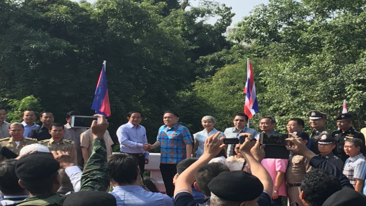 เปิดแล้ว !! ด่านผ่านแดนถาวรแห่งที่ 2 บ้านเขาดิน-พนมได จ.พระตะบอง เส้นทางมุ่งตรงสู่กรุงพนมเปญ ราชอาณาจักรกัมพูชา (มีคลิป)