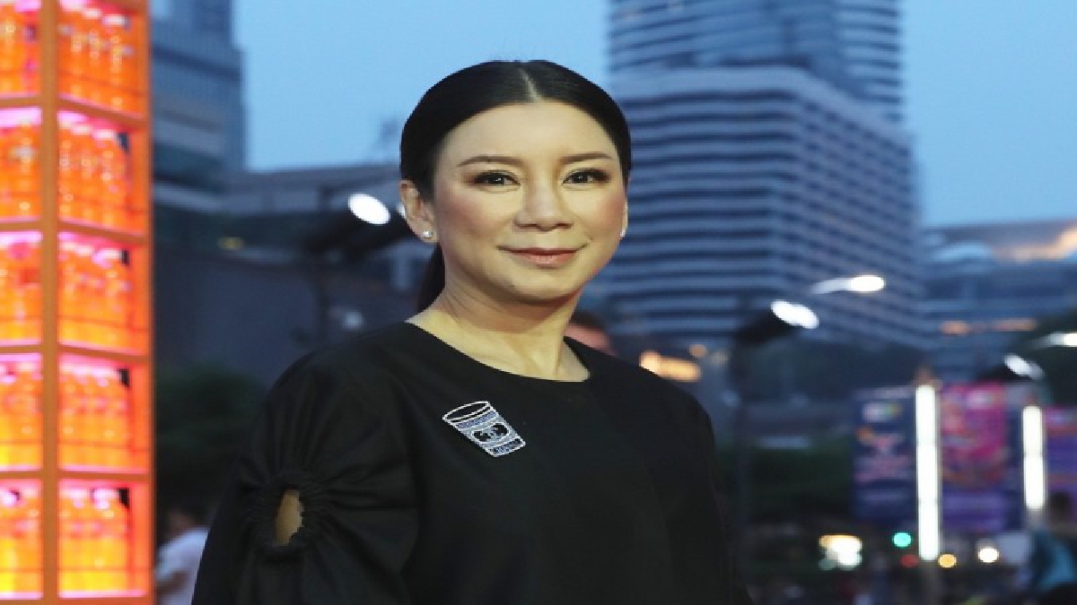 เจ๋งที่สุด&nbsp;สุดยอดทีมลูกหนังขาสั้น  ปทุมคงดา&nbsp;เฉือนชนะ&nbsp;บุญเหลือวิทยาฯ&nbsp;6-5&nbsp;ซิวสุดยอดแชมป์ฟุตบอลดีโด้สตรีทซอคเกอร์&nbsp;