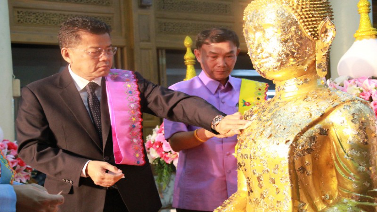 ปทุมธานี ผวจ.เปิดงานนมัสการปิดทองหลวงพ่อพระปทุมธรรมราช พร้อมประกวดธิดารามัญ