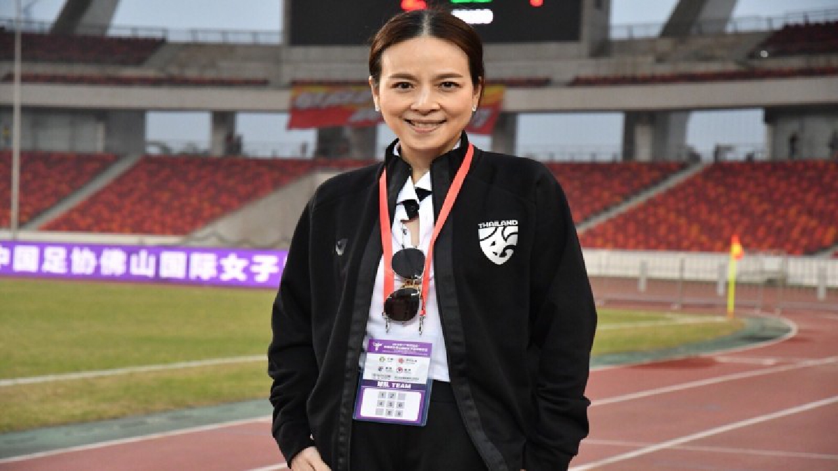 ฟอร์มสดใส “มาดามแป้ง” ชมแข้งสาวปรับตัวดีที่จอร์แดน พร้อมบินเชียร์ลูกทีมทุกนัด