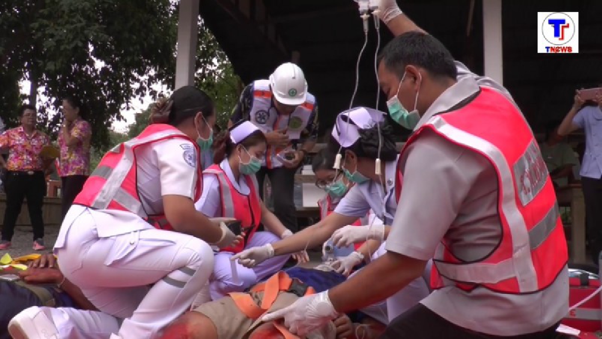 สมจริง โรงพยาบาลทัพทันซ้อมแผนรับอุบัติเหตุในช่วงสงกรานต์หากเกิดขึ้นนับวันทวีความรุนแรงมากขึ้น โดยเฉพาะช่วงสงกรานต์(ชมคลิป)