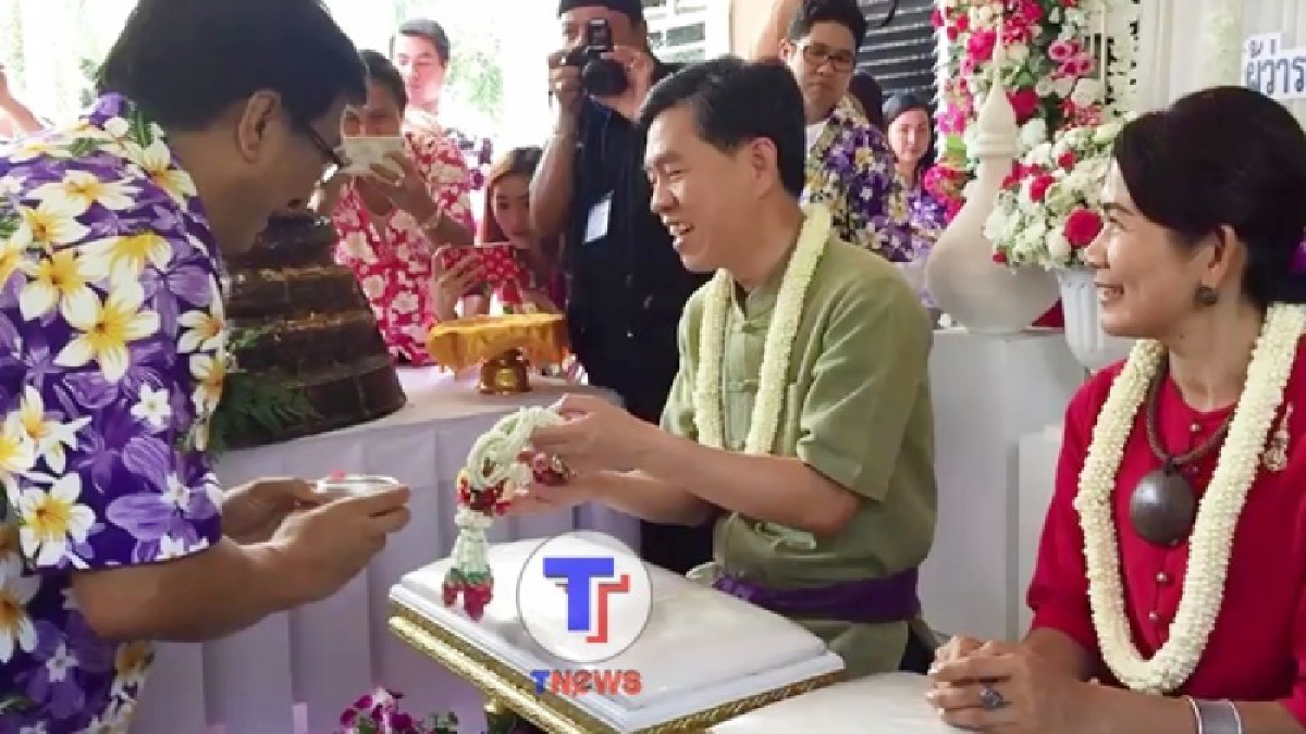 พ่อเมืองระยอง เปิดจวนรดน้ำ หลั่งน้ำตาขอบคุณ