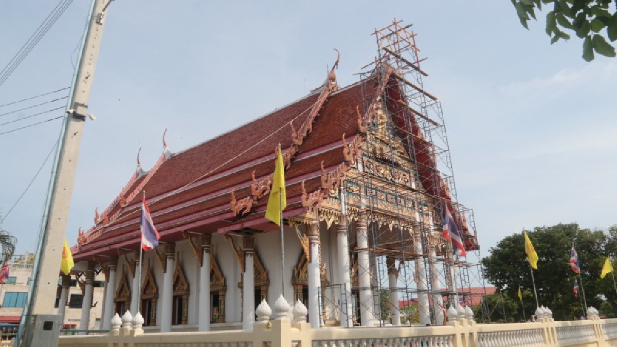 วัดสามัคคีบรรพตอัญเชิญช่อฟ้าลงเพื่อซ่อมแซมบูรณปฏิสังขรณ์สร้างบุญอันยิ่งใหญ่ด้วยใจศรัทธา