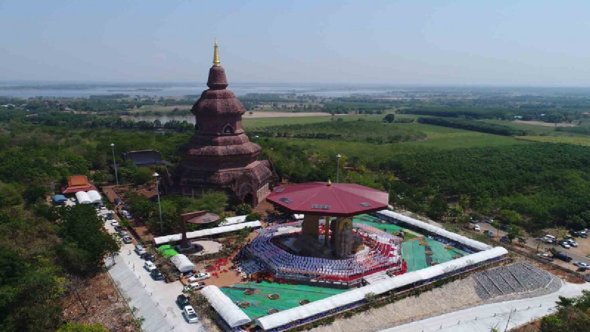 สุดเข้มขลัง !! พระเกจิ 80 รูปทั่วประเทศ ร่วมประกอบพิธีพุทธาภิเษกพระใหญ่ 4 อริยบท เพื่อถวายเป็นพุทธบูชาแด่องค์พระสัมมาสัมพุทธเจ้า (ชมคลิป)