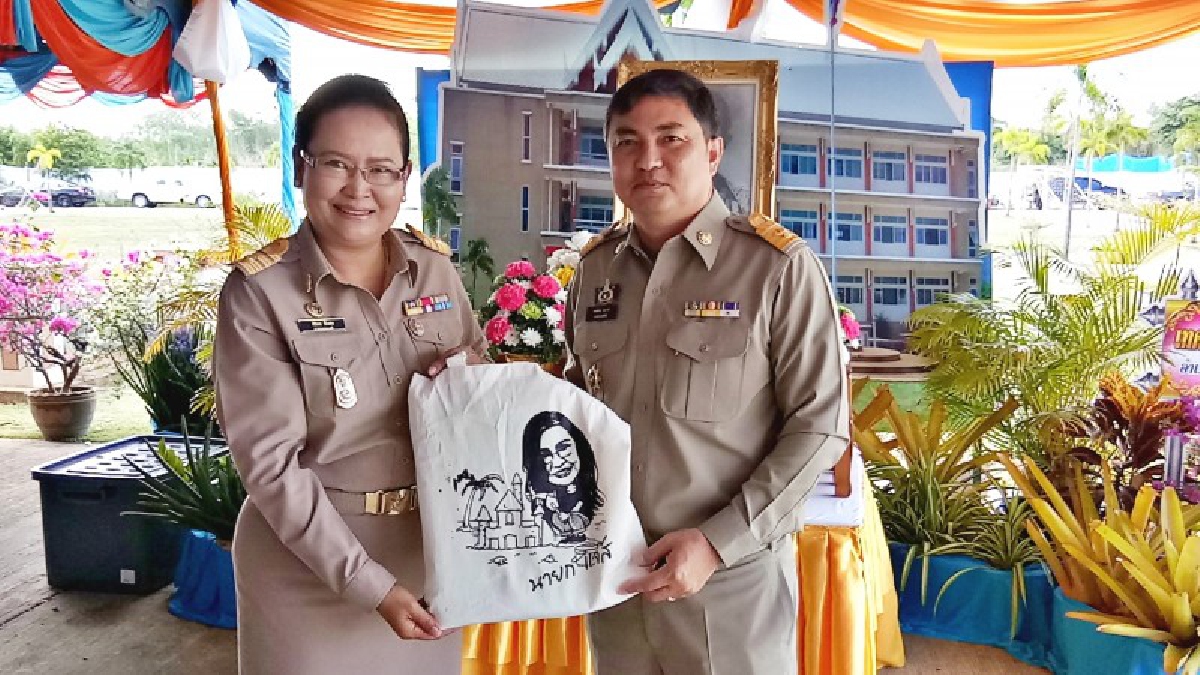 ดร.แจ๊ส นายกหญิง ทต.เกล็ดแก้ว จัดงานวันเทศบาล ประจำปี 2561