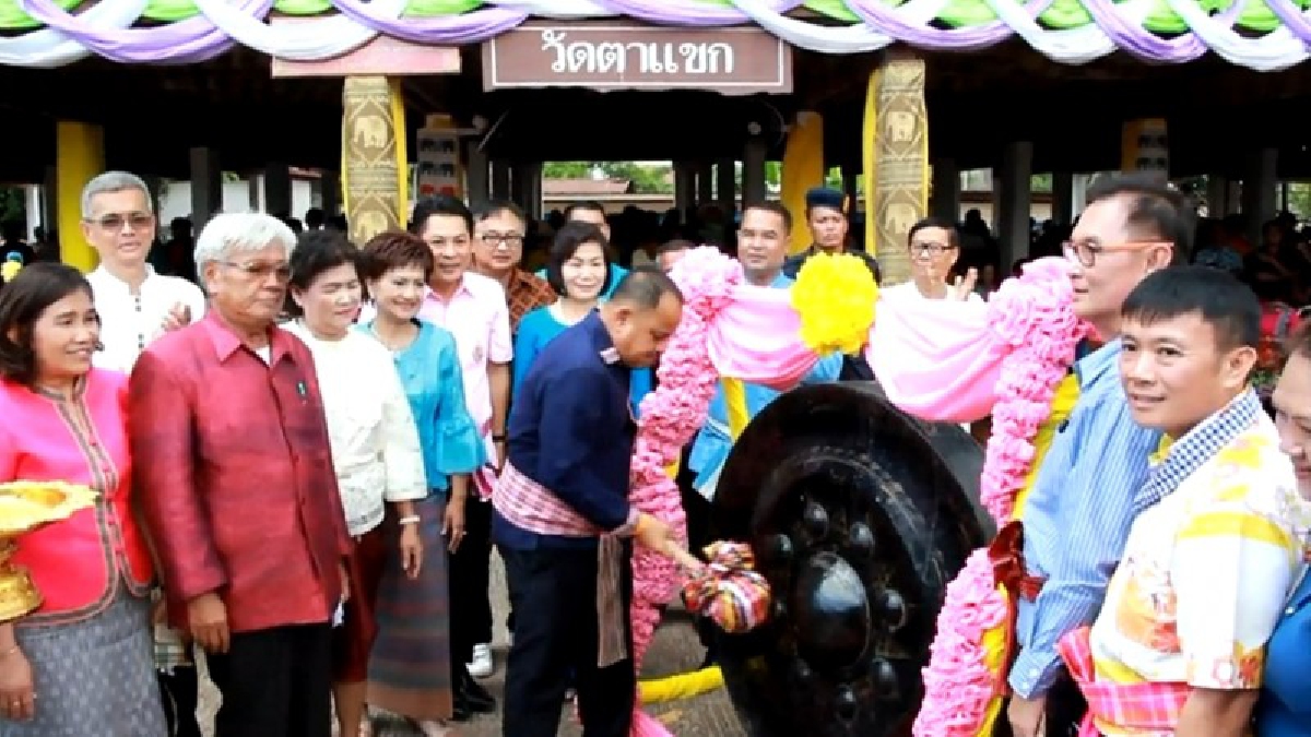 สุดคึกคัก!!!นักท่องเที่ยวทั่วสารทิศแห่ร่วมสืบสานวัฒนธรรมประเพณีแห่นาคสุดโหด!!ประเพณีโบราณหาชมได้ยากหนึ่งเดียวในโลก