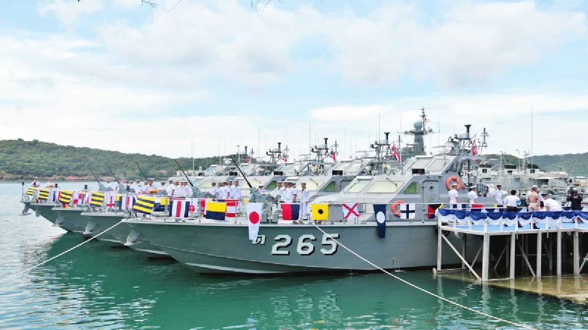 ผบ.ทร.รับมอบ เรือตรวจการณ์ชายฝั่ง 5ลำพร้อมปฏิบัติภารกิจชายฝั่งทะเล