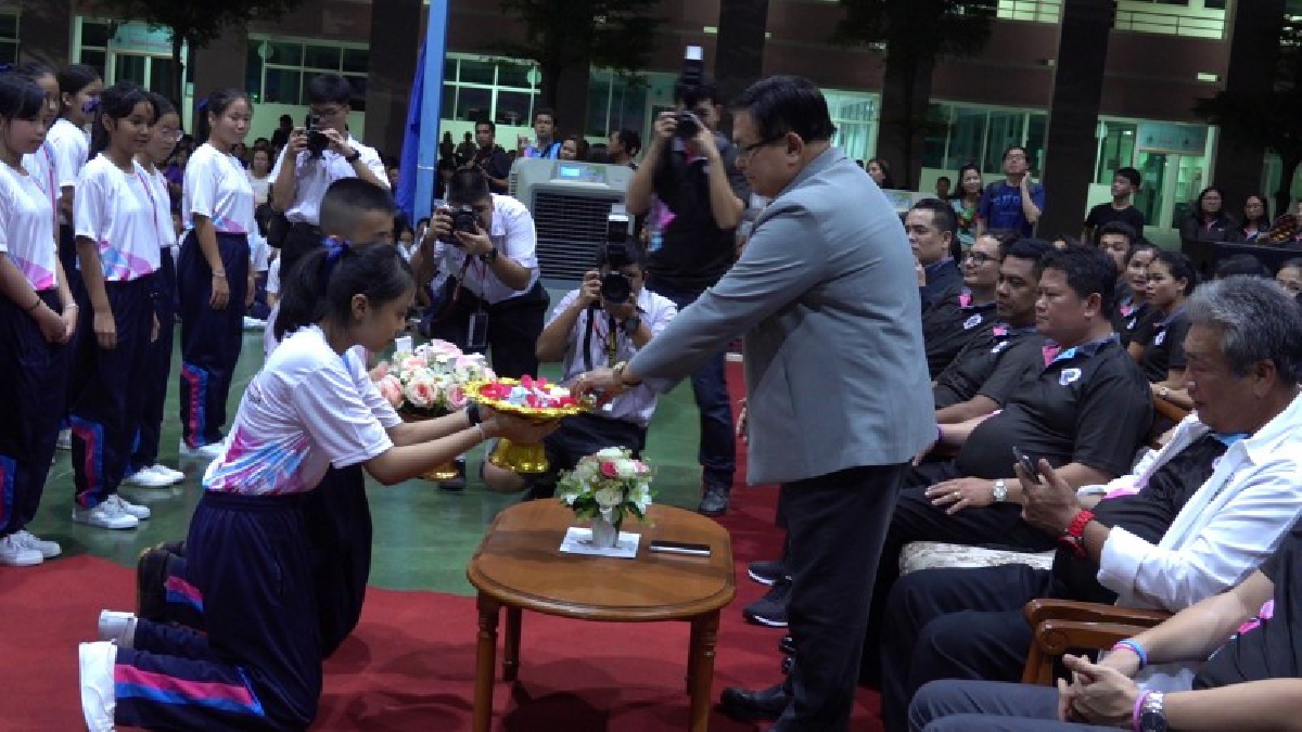 ปทุมธานี รร.สวนกุหลาบวิทยาลัยรังสิตเปิดค่ายปฐมนิเทศนักเรียนใหม่