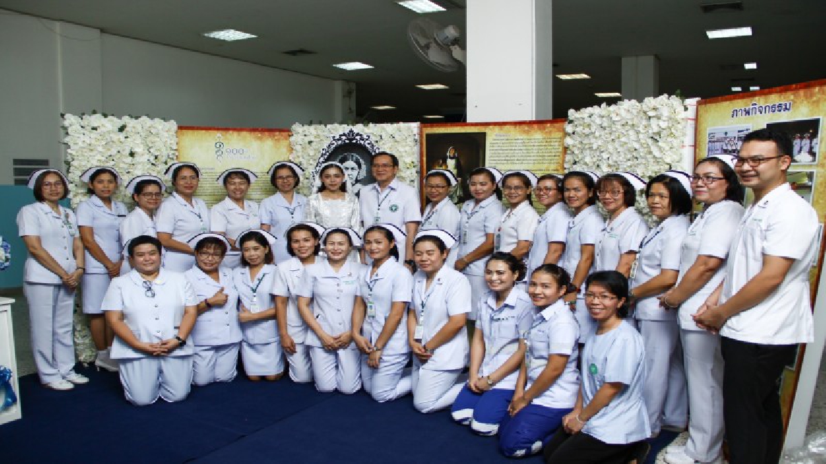 หนองบัวลำภูจัดงานวันพยาบาลสากล พร้อมคำขวัญที่ว่า “พยาบาลเสียงแห่งพลังสุขภาพเป็นสิทธิมนุษยชน”