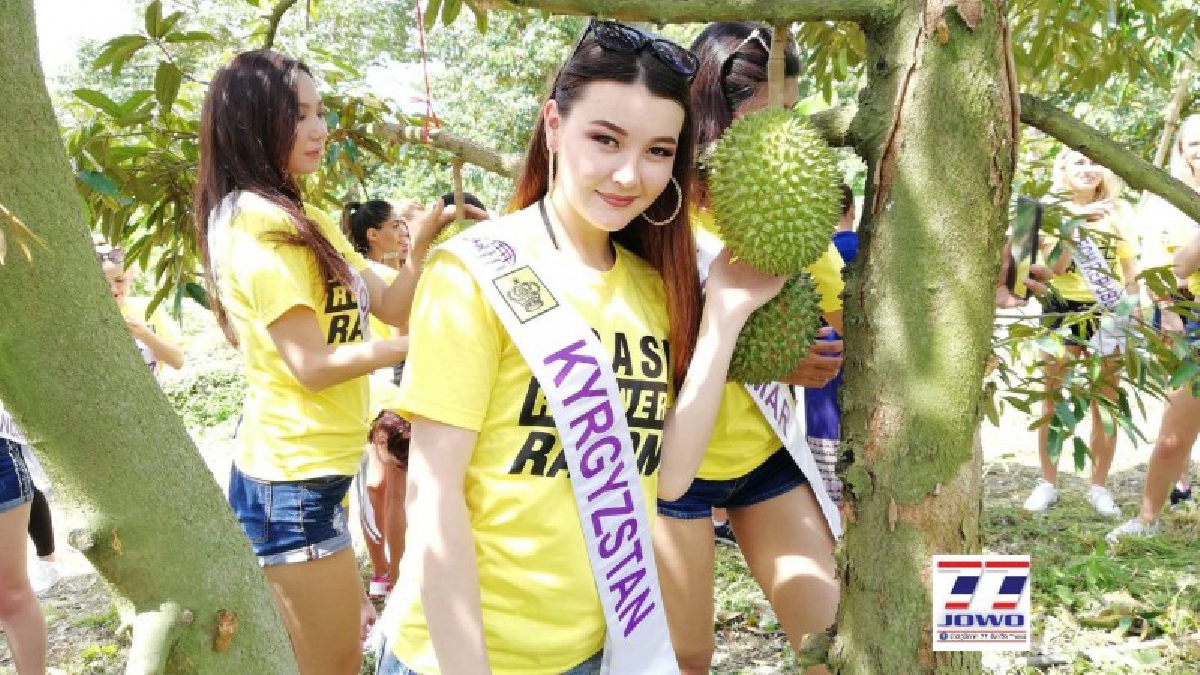 Miss Tourism Queen International 2018 จาก 55 ประเทศ ทำกิจกรรมโปรโมทเที่ยวสวนผลไม้สวนสุภัทราแลนด์ วันสุดท้ายการเก็บตัวที่ระยอง