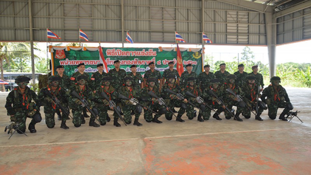 กองทัพบก พัฒนาสมรรถภาพ ประสิทธิภาพของกำลังพล จัดแข่งขันชุดปฏิบัติการหน่วยทหารขนาดเล็ก 12 นาย ประจำปี 2561 (ชมคลิป)