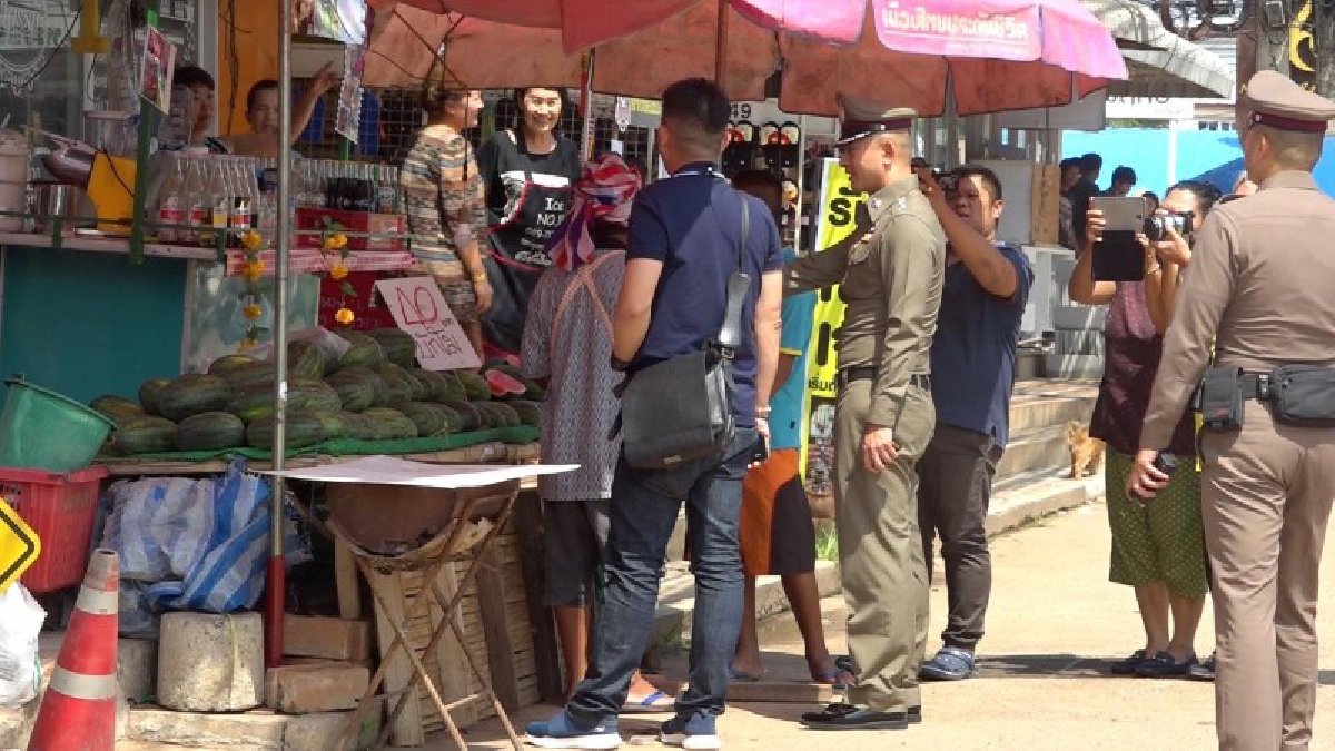 ตำรวจขอนแก่นสอบปากคำผู้ได้รับบาดเจ็บวัยรุ่นดวลปืนด้านตำรวจสืบสวนภาค4หาภาพวงจรปิดวัยรุ่นยิงกัน(คลิป)