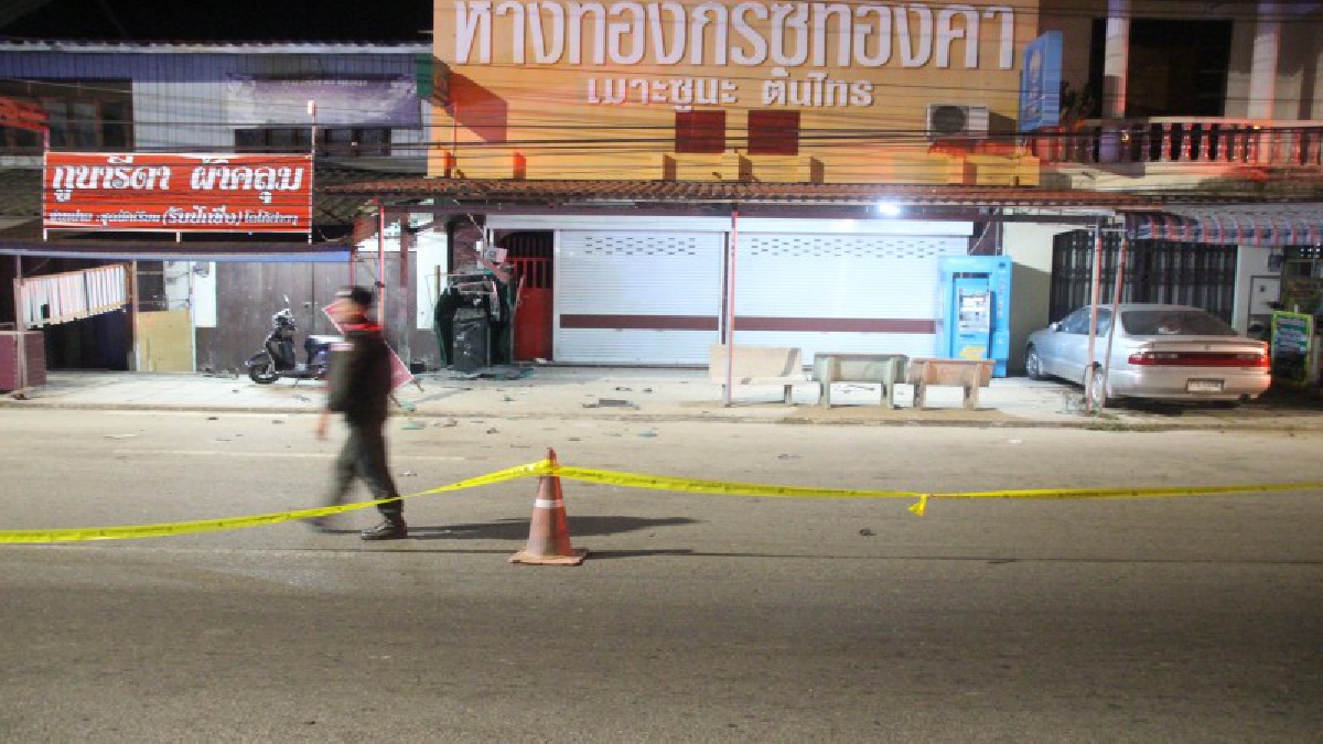 ชายแดนใต้อ่วม !!! โจรใต้ลอบวางระเบิด แถมยิงถล่มฐานที่นราธิวาส 2 อำเภอ 3 จุด