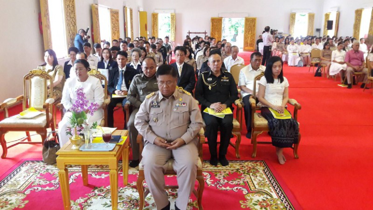 จ.อุบลราชธานี..สร้างมิติใหม่ในเทศกาลวันวิสาขบูชา ด้วยการทำสมาธิพร้อมกันทั้งเมือง เป็นเวลา 19 นาที