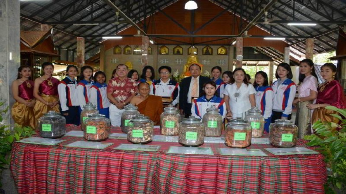 มหาวิทยาลัยเฉลิมกาญจนาศรีสะเกษ ปลูกป่าสมุนไพรหายากโดยใช้ภูมิปัญญาท้องถิ่นเพื่อการวิจัย  (ชมคลิป)