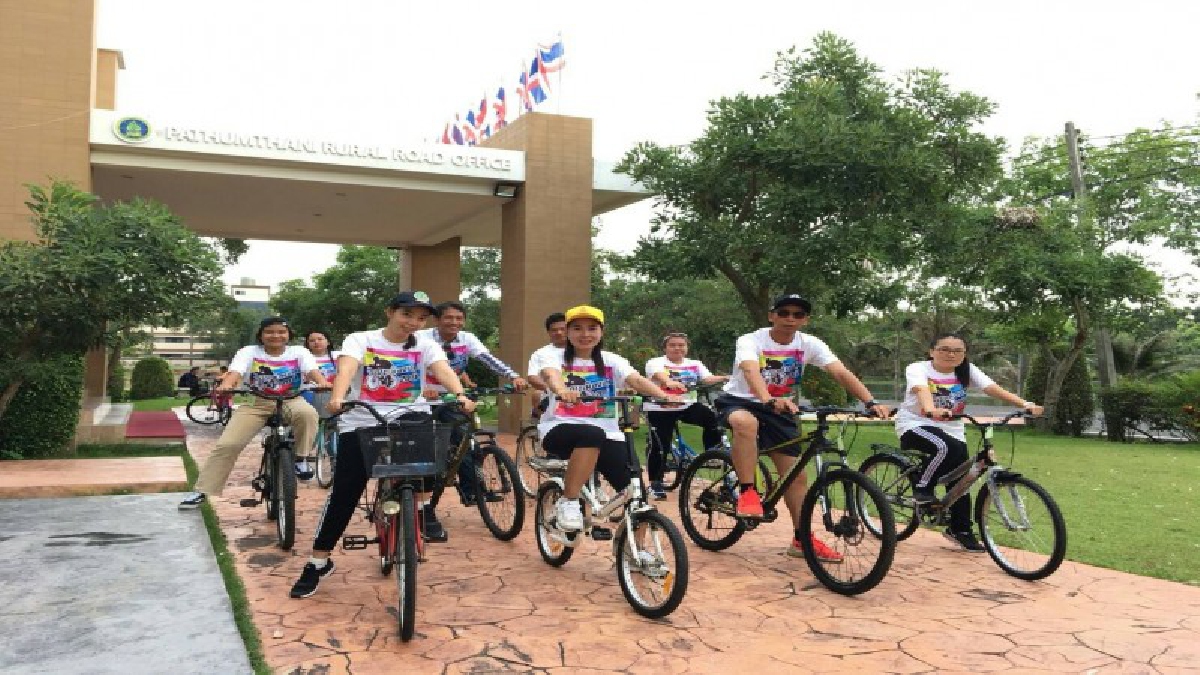 **ปทุมธานี ทางหลวงชนบท ชวนปชช.ปั่นจักรยานบนเส้นทางปลอดภัยเพื่อชุมชนแห่งแรกของจังหวัด