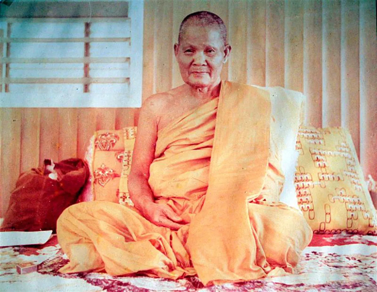 ญาณระลึกชาติ ของ หลวงปู่ชอบ ฐานสโม พระผู้ถูกกล่าวขานว่าเป็นอรหันต์ 