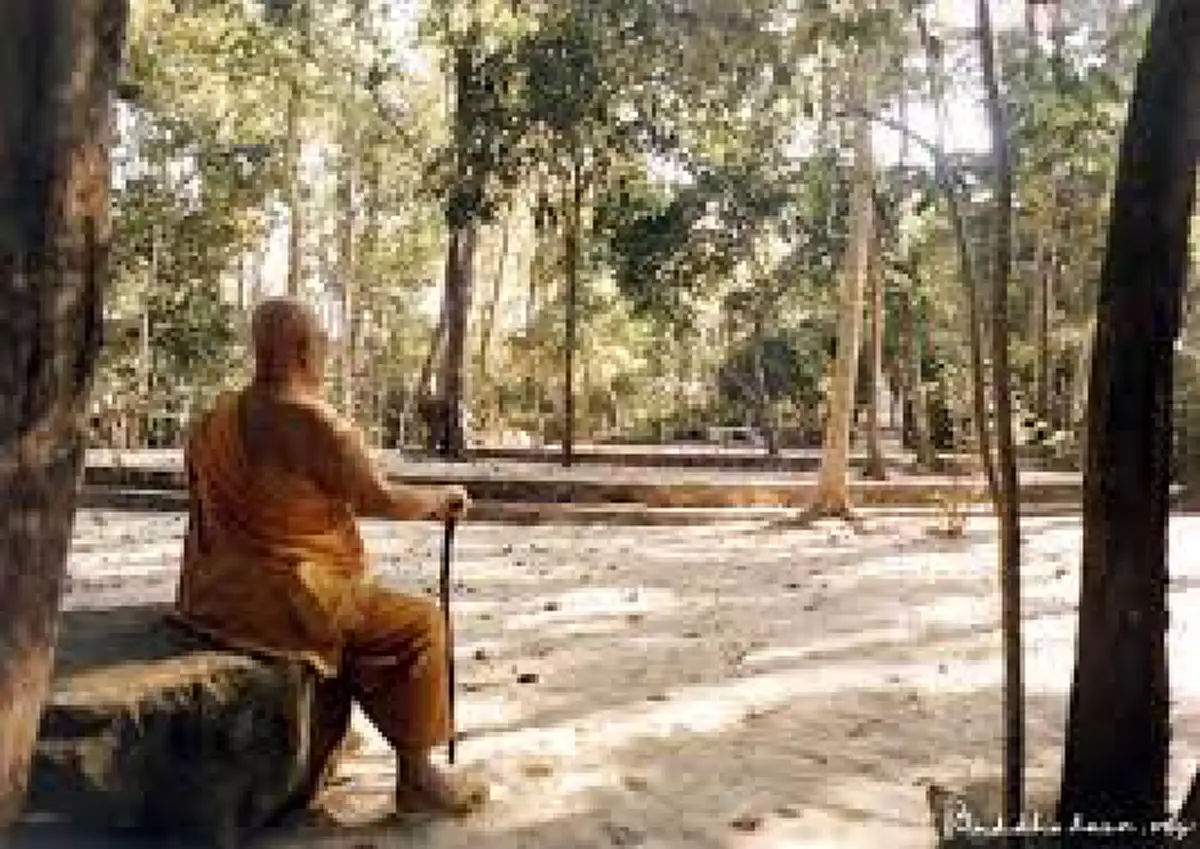 ครั้งแรกและครั้งเดียวในประวัติศาสตร์ของการพบกันระหว่างในหลวงกับท่านพุทธทาส!!!