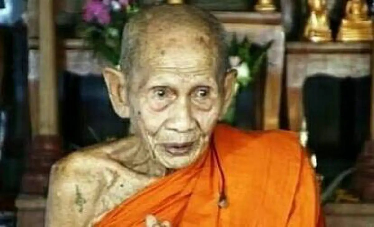 ยกมือท่วมหัว!!ปาฏิหาริย์"หลวงปู่บ๊ก"พระเกจิ5แผ่นดินผู้มีวาจาสิทธิ์หลังจากละสังขารสรีระไม่เน่าเปื่อยอยู่ในโลงแก้ว