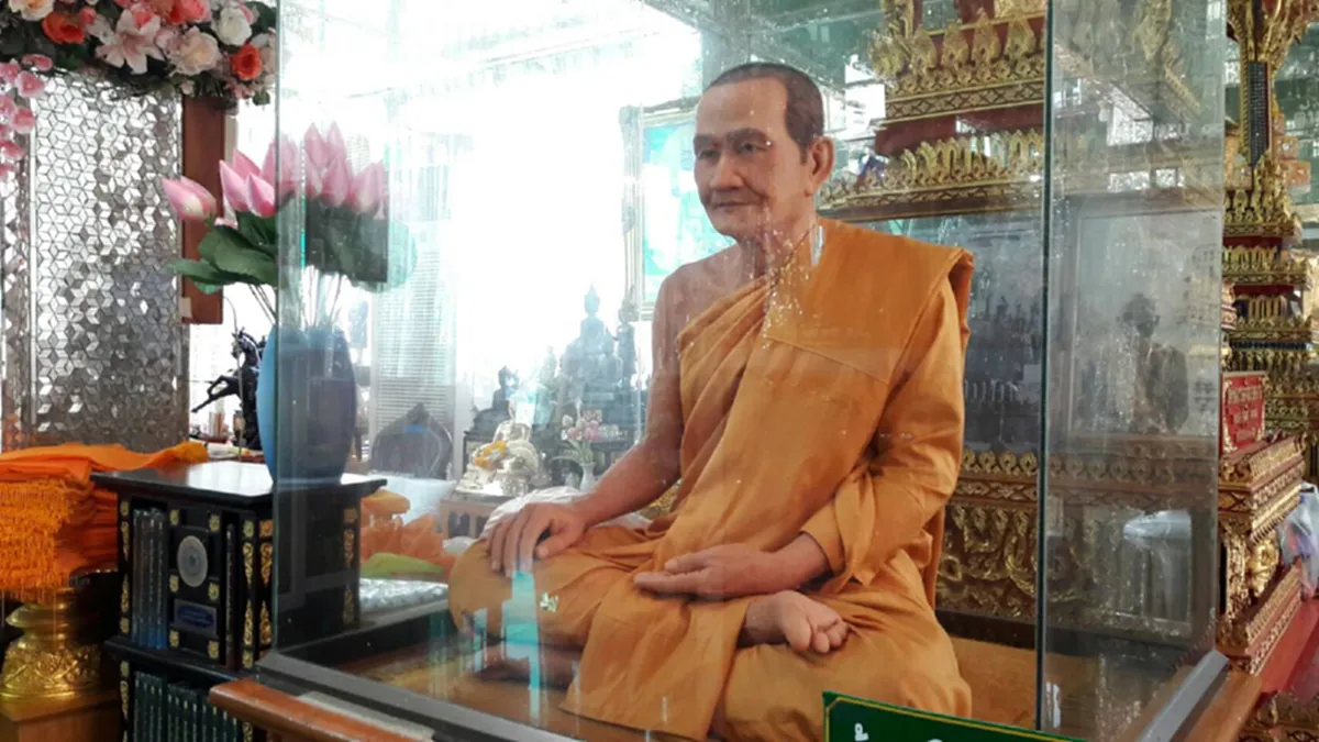 ยกมือท่วมหัว!บารมีคุ้มครอง "ปาฏิหาริย์หลวงพ่อปาน" วัดบางนมโค พระอรหันต์เเห่งอโยธยา ที่สุดของความศักดิ์สิทธิ์จนมิอาจมีใครกล้าปฏิเสธ(ชมคลิป)