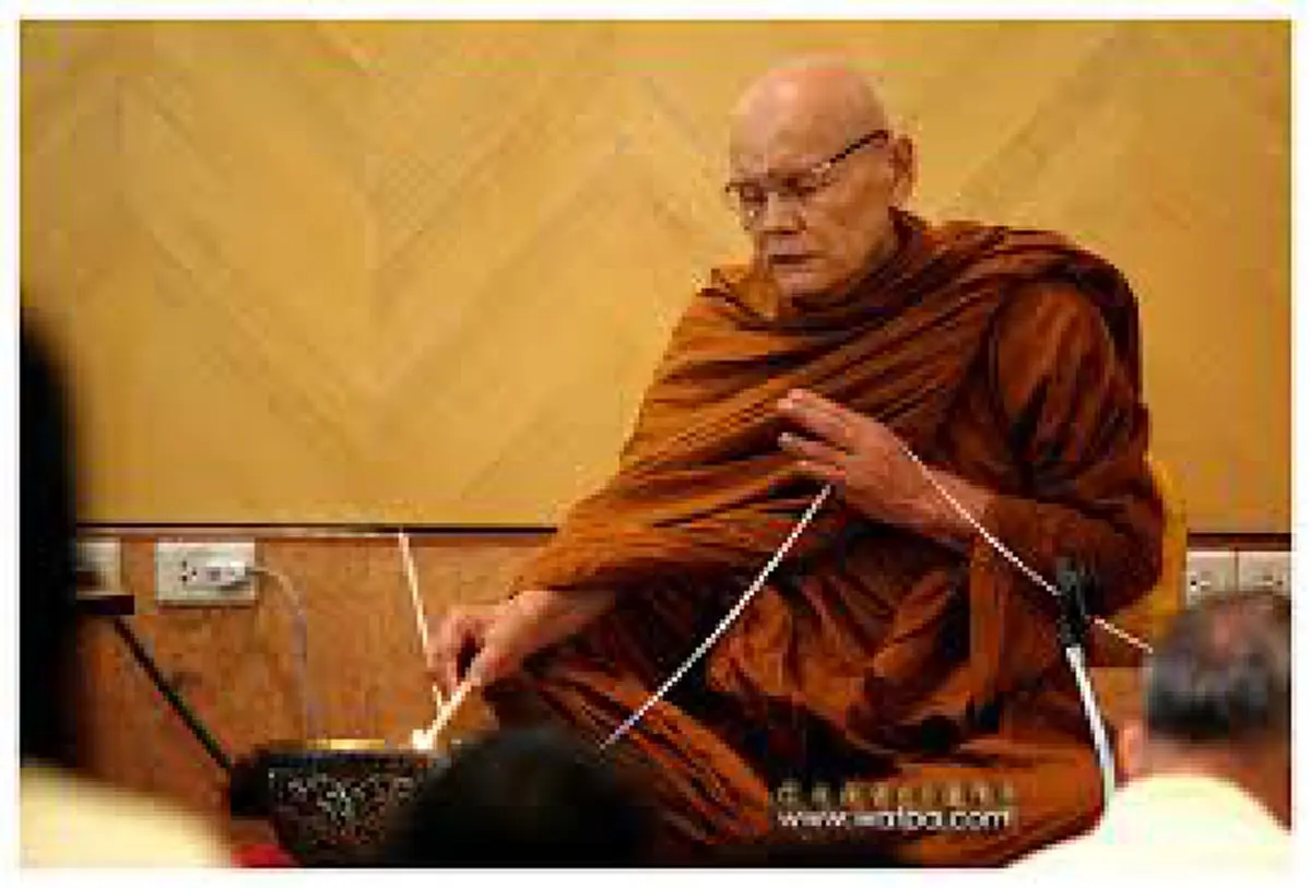 ผจญฝูงควายดุ ด้วยเมตตาธรรม ของหลวงตาพวง ที่จันทบุรี