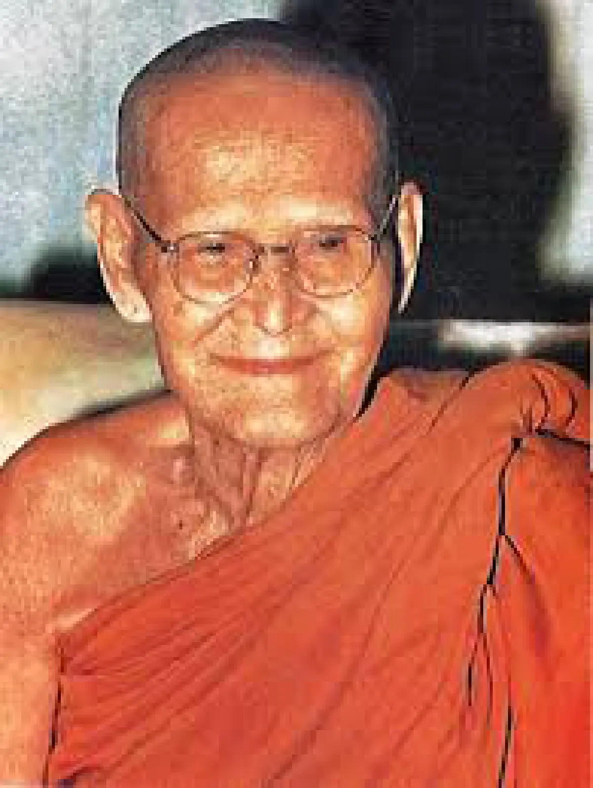 เมื่อหลวงปู่ขาวพบพญานาค ที่ภูถ้ำค้อ