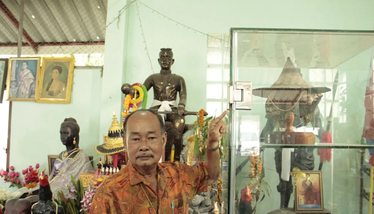 ด่วน!!!...พบพระมาลา"สมเด็จพระนเรศวรฯ" อายุกว่า 400 ปี ด้วยการตามหาจากภาพถ่าย พบลวดลายเป็นยันต์แปดทิศ แบบนี้ของแท้แน่นอน (ชมภาพ)