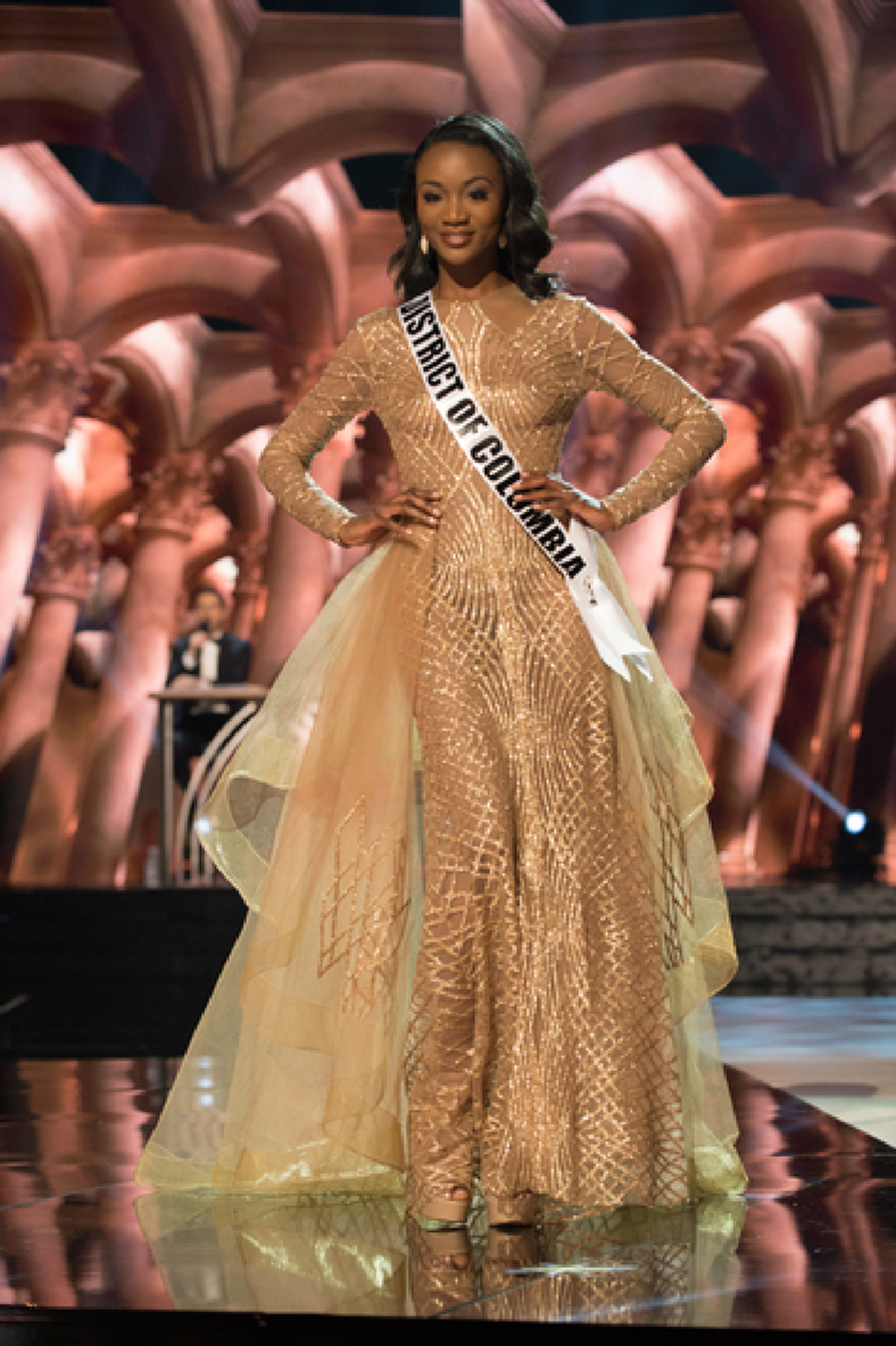 รู้จัก "เดสฮอนา บาร์เบอร์" นางงามสหรัฐอเมริกา (Miss USA) อีก 1 ม้ามืดที่มีโอกาศปราบ "น้องน้ำตาล ชลิตา"
