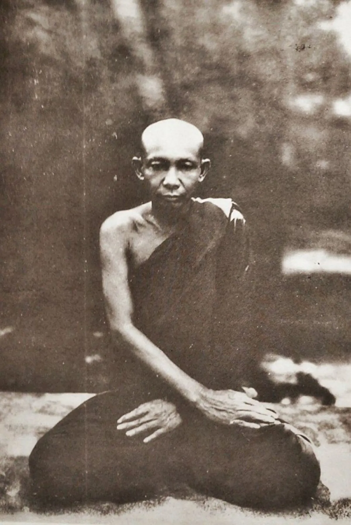 เมื่อหลวงปู่จันทร์ สิริจันโทโดนบุรุษนักต้มตุ๋น หลอกเอาของถึงวัด ท่านทำเช่นไร