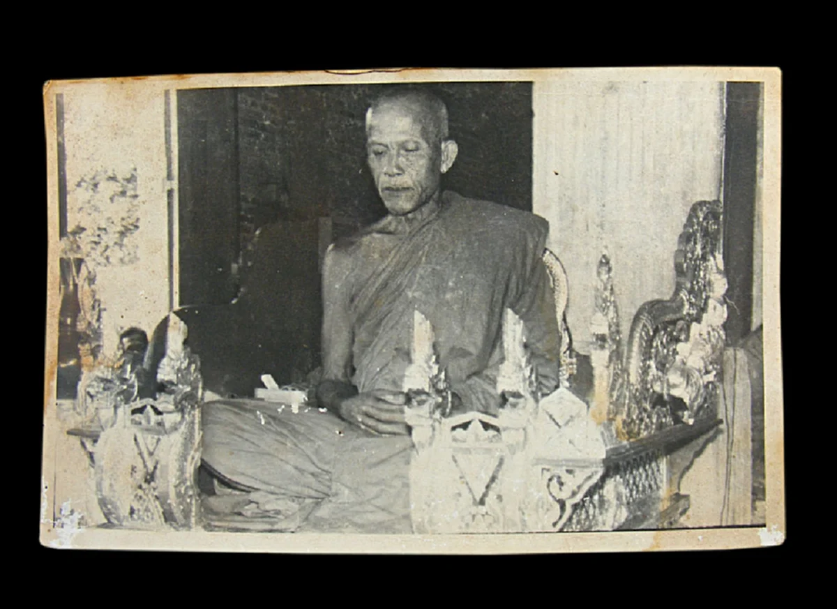 ความลับ34ปีที่เก็บไว้ของหลวงปู่ตื้อ...ที่บอกกับหลวงปู่สิม