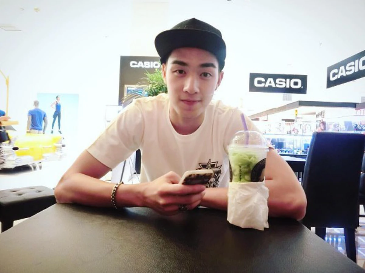 รวมภาพ "ตี๋-บุญยเกียรติ วงค์ษาแจ่ม" PTT Rayong FC ที่สาวๆกรี๊ดมากตอนนี้!!!(27ภาพ)