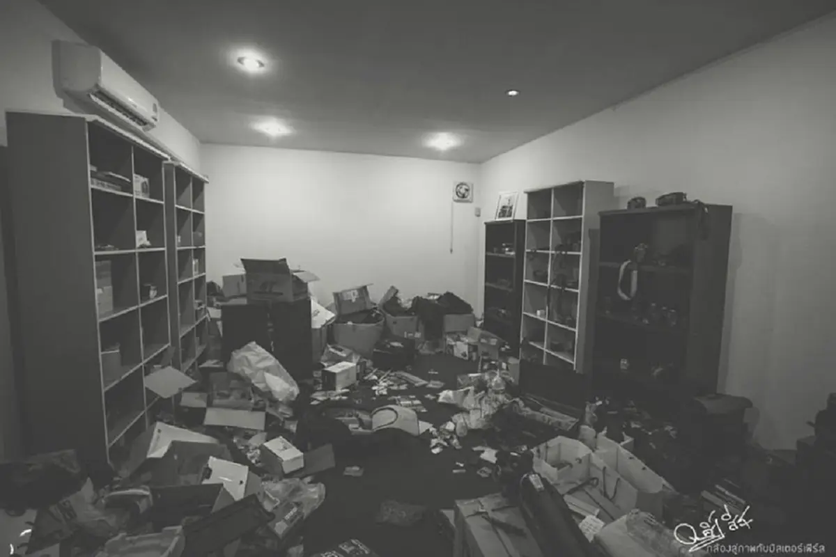 เหมือนโดนมนต์สะกด!! เมื่อ พี่ชาย เรียกให้ไปทำความสะอาดห้อง แต่กลับพบสิ่งเหล่านี้!? ... โอ้วมายก๊อด นี่มันสวรรค์ชัดๆ!! 