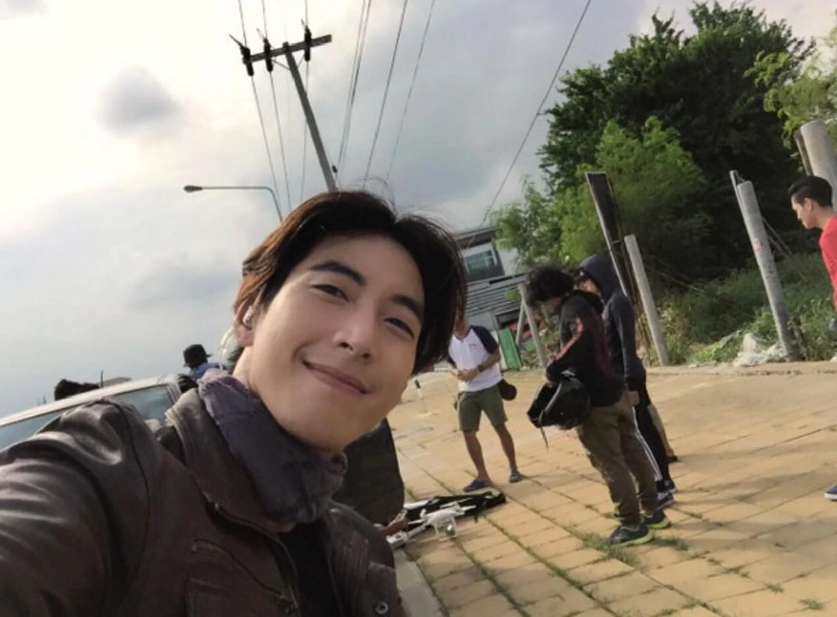 อ้าววววว..."โตโน่"ไหงมาแบบนี้เผยสัมพันธ์นางแบบสาว ไม่ใช่แฟนทำแทนไม่ได้รึเปล่า???