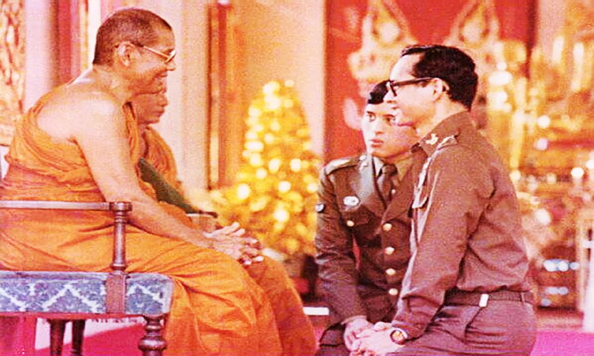 หลวงพ่อฤๅษีลิงดำ ยืนยันว่า พระบาทสมเด็จพระปรมินทรมหาภูมิพลอดุลยเดช "ต้องเกิดอีก๕ชาติจึงจะได้เป็นพระพุทธเจ้า"