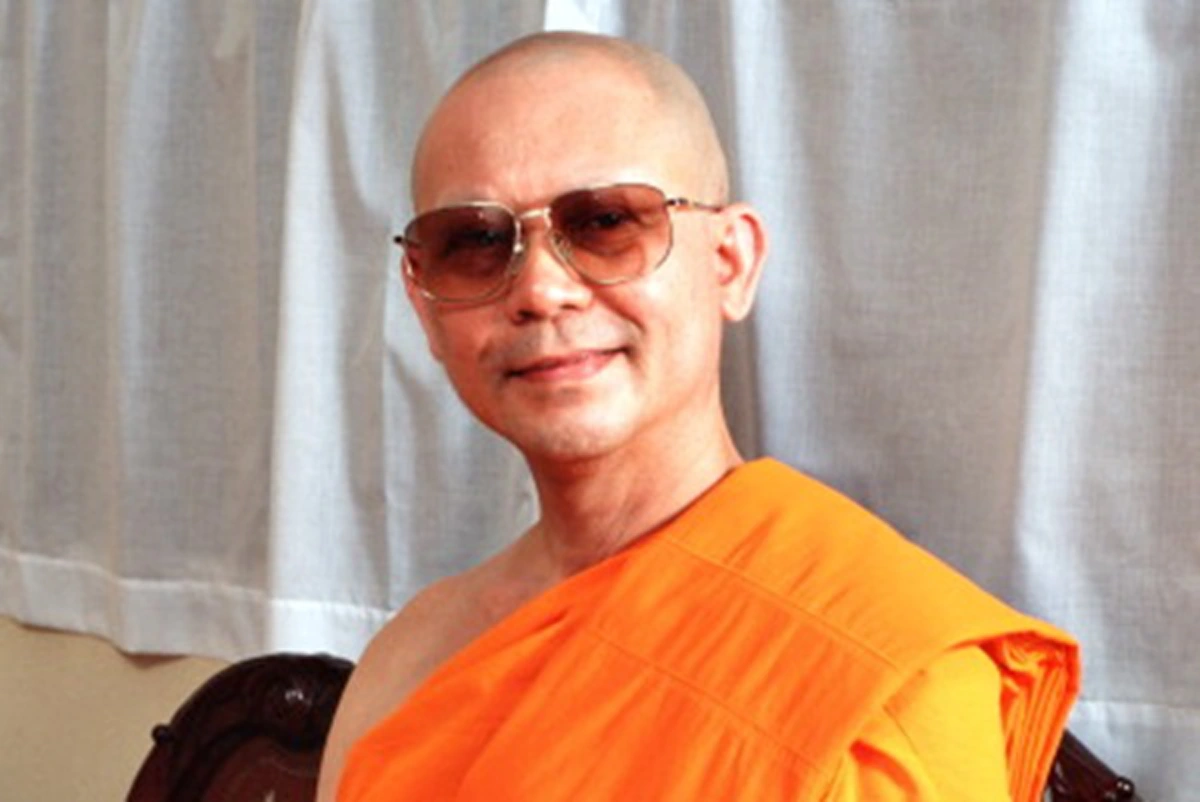 ไม่ใช่เรื่องสลับซับซ้อน  !?!? ชัดๆจาก "ผบ.ตร." ถ้าครั้งนี้ปิดล้อมจับ "พระธัมมชโย"...รับรองเจอเหตุการณ์เดือดที่ระบุตัวชัดว่าใครเป็นคนทำ   