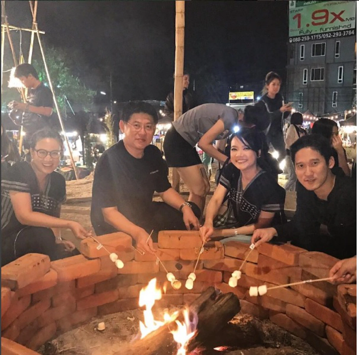 ตื่นจากหลุม!!!"สรยุทธ"โผล่ Live สดเฟซบุ๊ก สั่นสะเทือนวงการทีวี ทำไปก็ไม่มีคนดู (รายละเอียด)