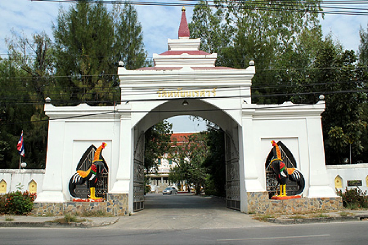 25 เม.ย วันสวรรคตสมเด็จพระนเรศวรมหาราช! น้อมรำลึกพระมหากรุณาธิคุณ ณ 5 สถานที่สักการบูชา "พระนเรศวร" เพื่อความเป็นสิริมงคล ขอพรเพื่อชาติไทย