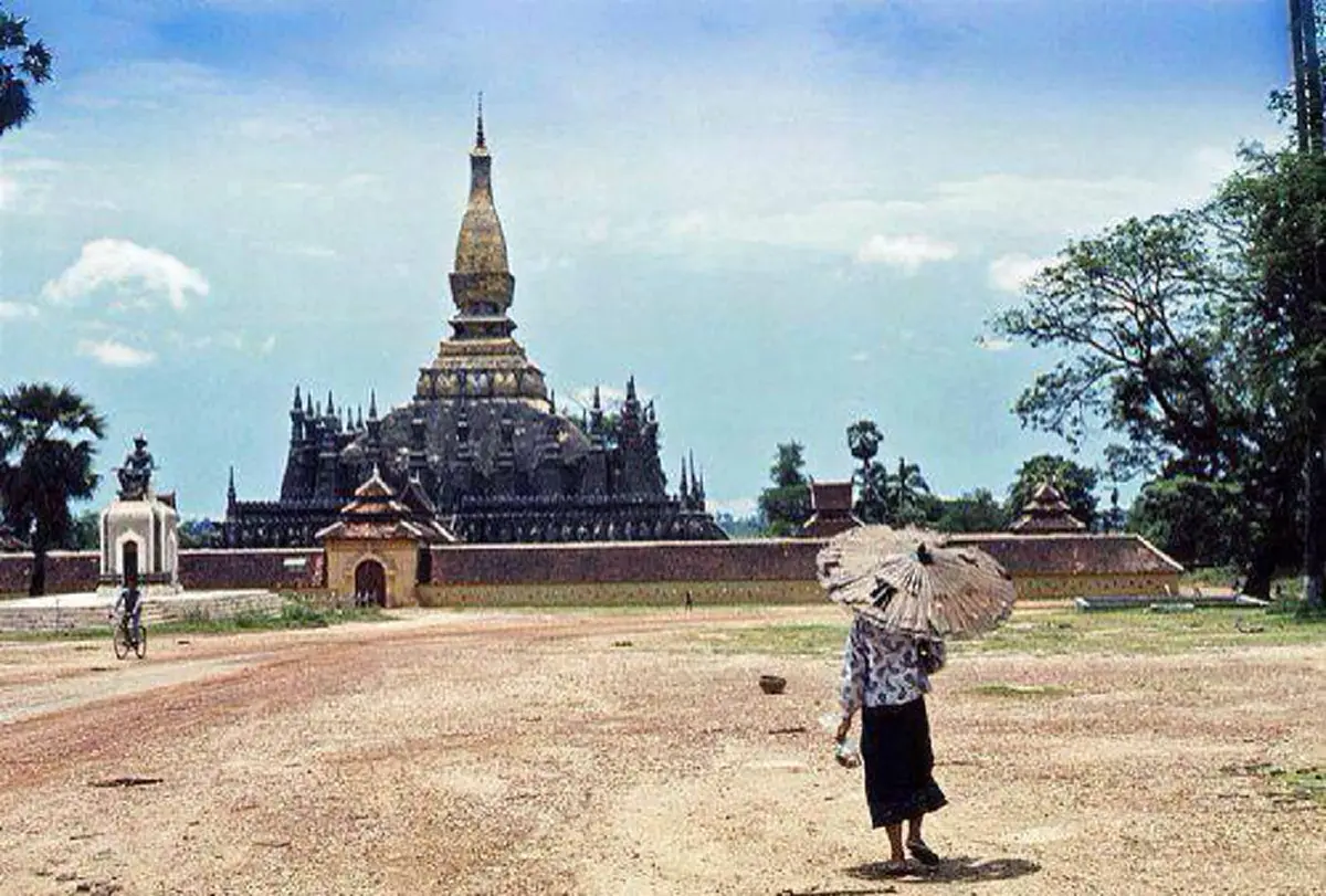 หาดูยากที่สุด!!! ลาวเผยภาพถ่าย พระธาตุหลวงเวียงจันทน์ ไขปริศนาเจดีย์โบราณ (มีภาพ+รายละเอียด)