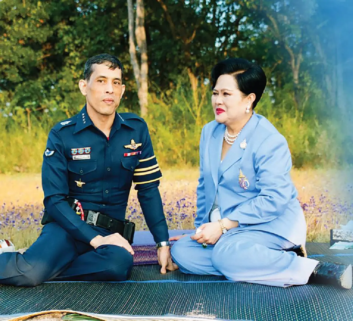 ทรงพระเจริญ !!! พสกนิกรไทยใจเป็นหนึ่งขอ ในหลวงรัชกาลที่10 สมเด็จพระราชินี มีพระพลานามัยแข็งแรง 
