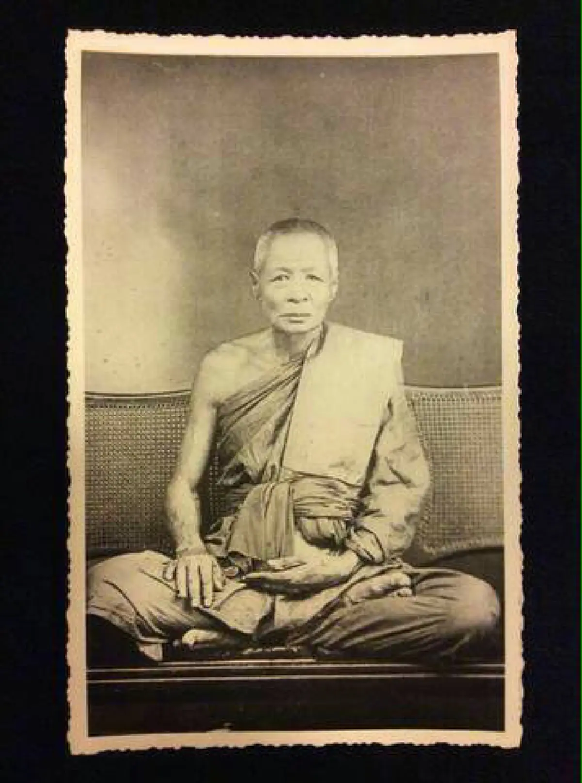 ตำนานเล่าขานปาฏิหาริย์ ปลัดขิก "หลวงพ่ออี๋ วัดสัตหีบ" ป้องกันเขี้ยวงาสารพัด ปัดเสนียดจัญไร โรคภัยไม่เบียดเบียน!