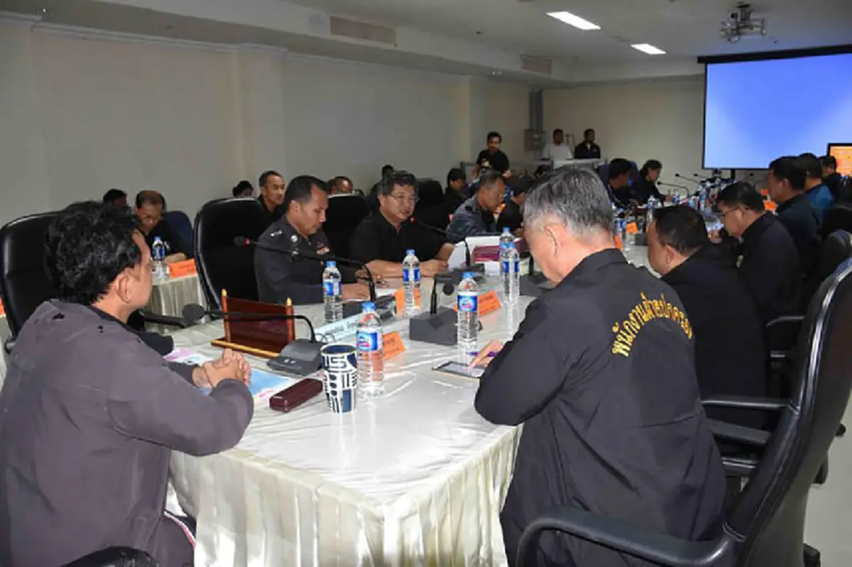 ผู้ว่าฯนคร สรุปสถานการณ์น้ำท่วมเดือดร้อน 23 อำเภอ ลุยตรวจพื้นที่น้ำป่าซัดสะพานขาดอ.สิชล  พบยังน่าห่วง
