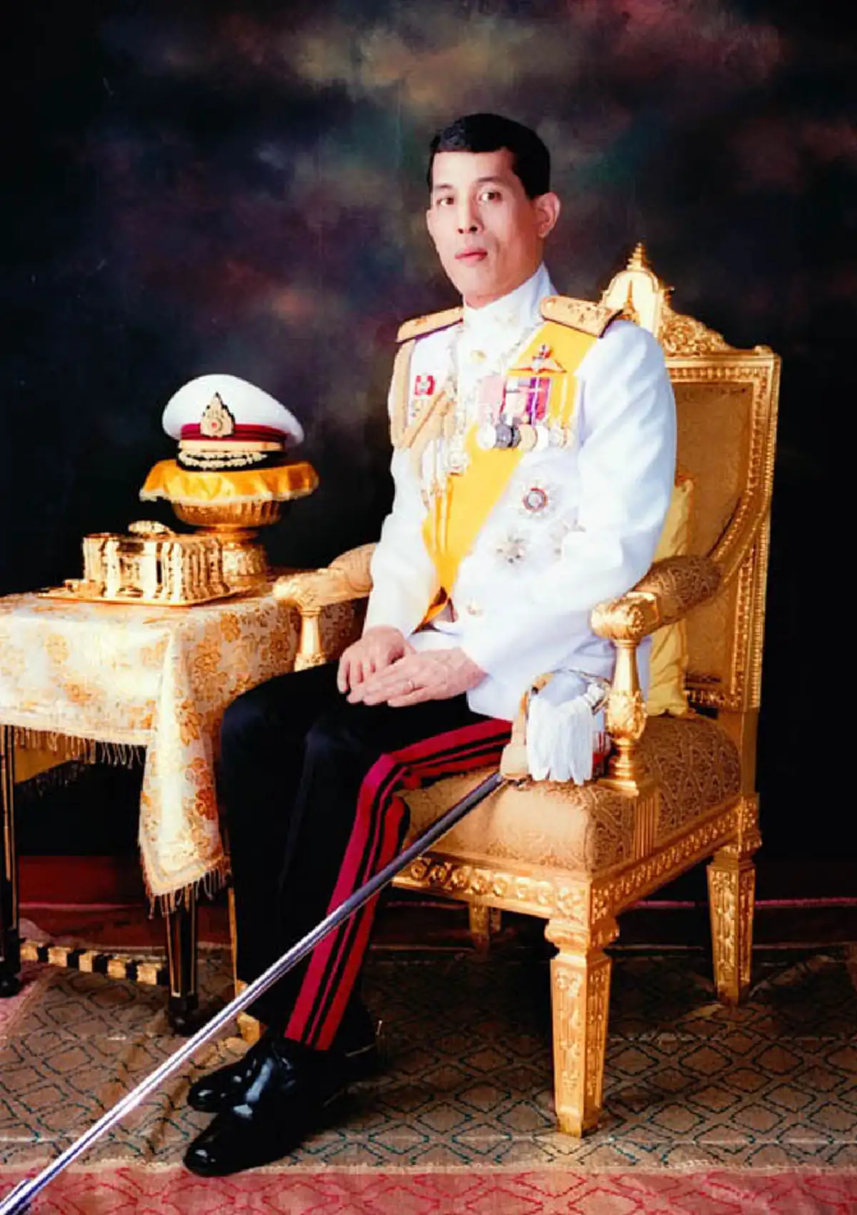 พระเมตตาอย่างที่สุด..สมเด็จพระบรมฯทรงรับอุปการะ 2 ลูกอิหม่าม "ยะโก๊บ" ถูกคนร้ายยิงเสียชีวิตปี 56 ย้ำพระองค์ทรงห่วงคนชายแดนใต้เสมอ