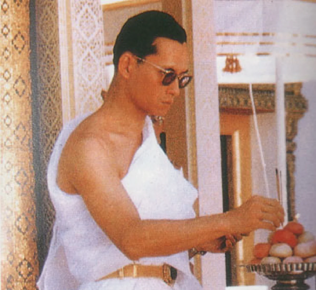 "ธรรมะจากพระโอษฐ์" ในหลวงร.๙ทรงสอน การควบคุมให้ "จิตผ่องใส ทำอะไรก็ดี"