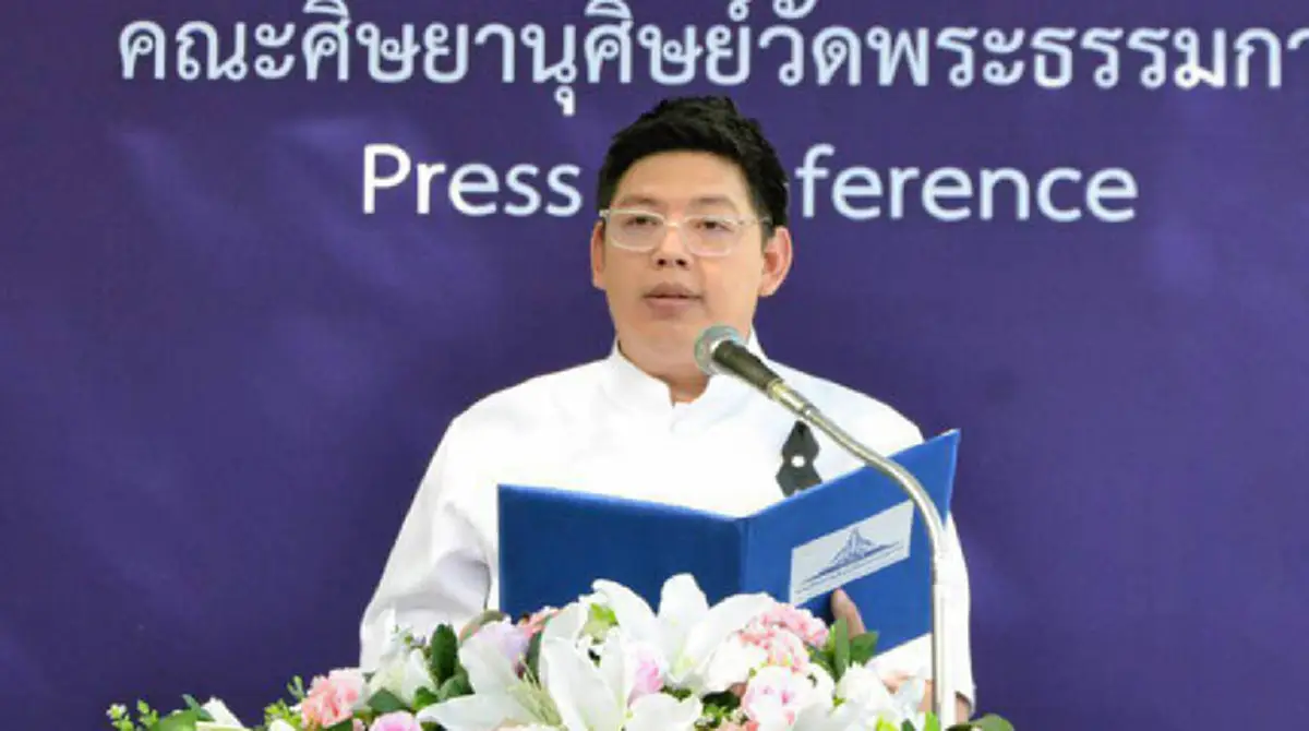 ย้อนเส้นทางจากศิษย์ก้นกุฎิถึงโฆษกธรรมกาย หน้าเสื่อ"ธัมมชโย"สุดท้ายหาย...เผ่นแน่บ ไม่รู้เมื่อไหร่จะได้กลับแผ่นดินแม่ งานนี้ขอวัดฝีมือตร.ไทย