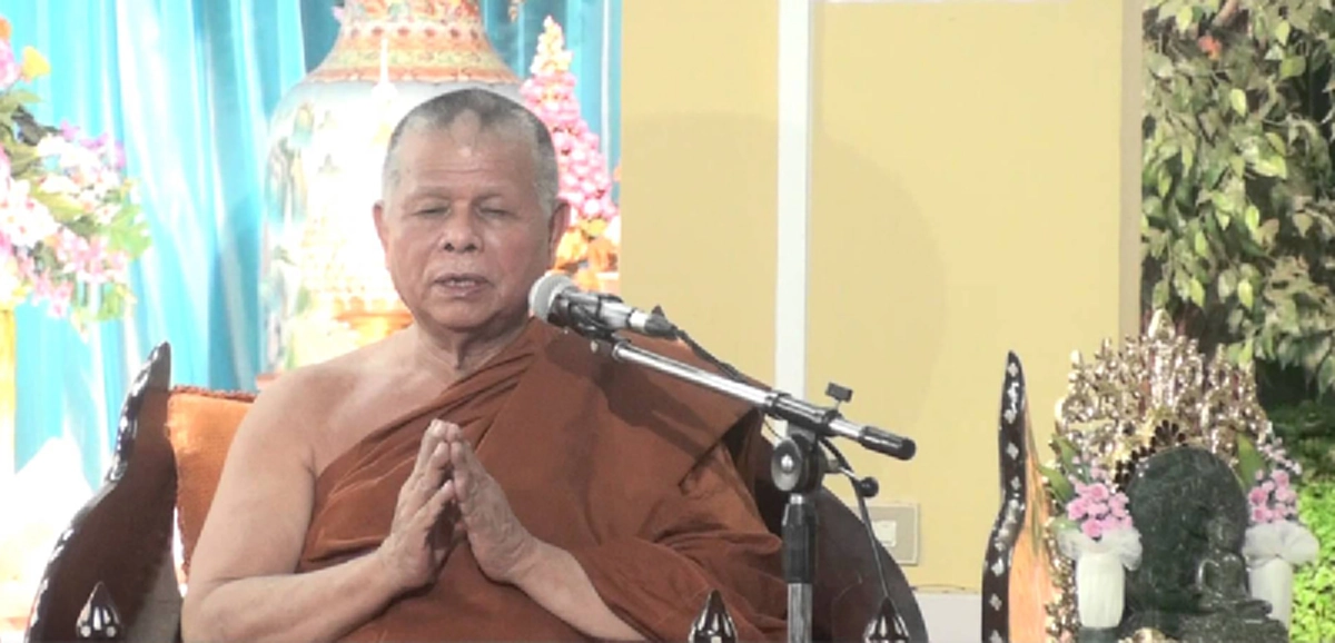 สุดยอดคาถาคุ้มครองป้องกันภัยในการเดินทางของ"หลวงพ่อโอภาสี" ที่ให้ไว้คุ้มครองทุกคนยามเดินทางเสมอมา