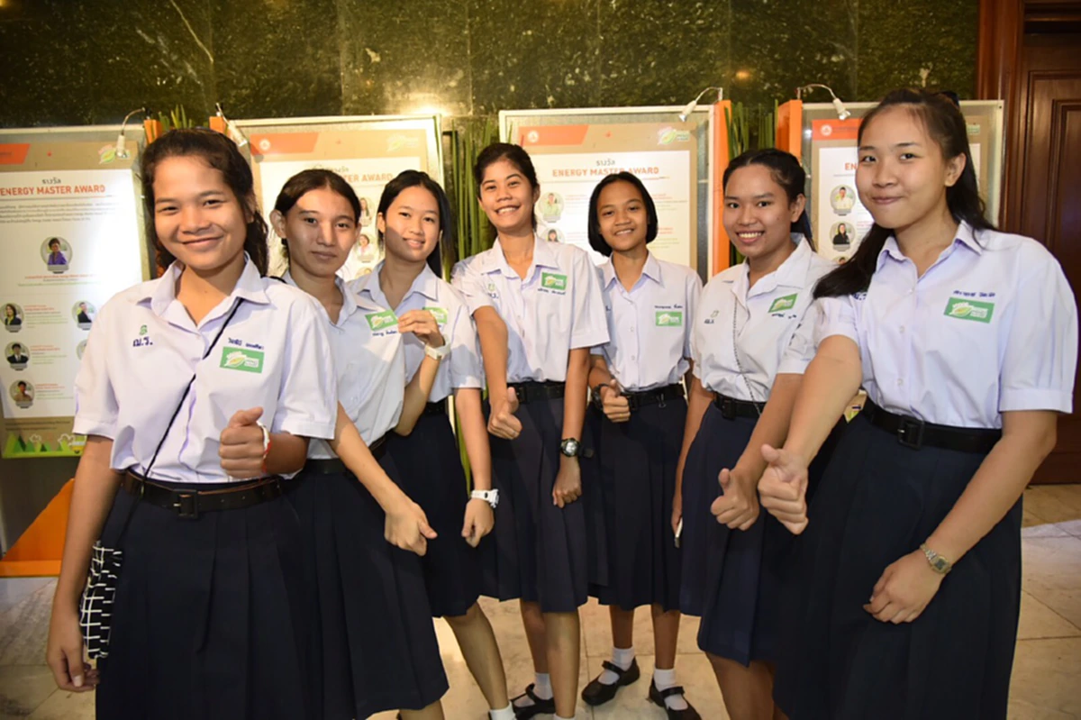 กฟน. ประกาศผลรางวัล มาตรฐานสถานศึกษาดีเด่น ด้านพลังงาน Energy Mind Award 2015 มอบรางวัล 5 ดาว แก่สุดยอดโรงเรียนฯ ดีเด่นด้านพลังงาน